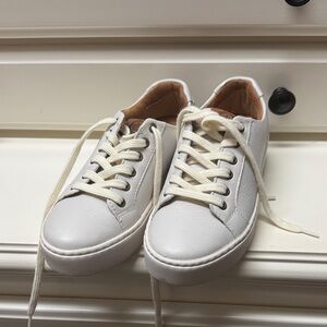 Born White Women's Sneakers